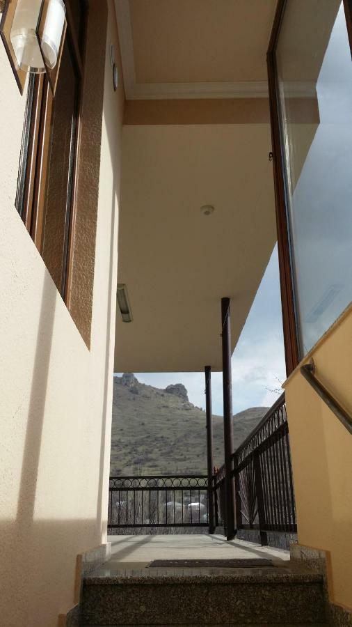 Verishen Guest House B&B Goris Εξωτερικό φωτογραφία